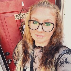 Meet your Posher, Sheri